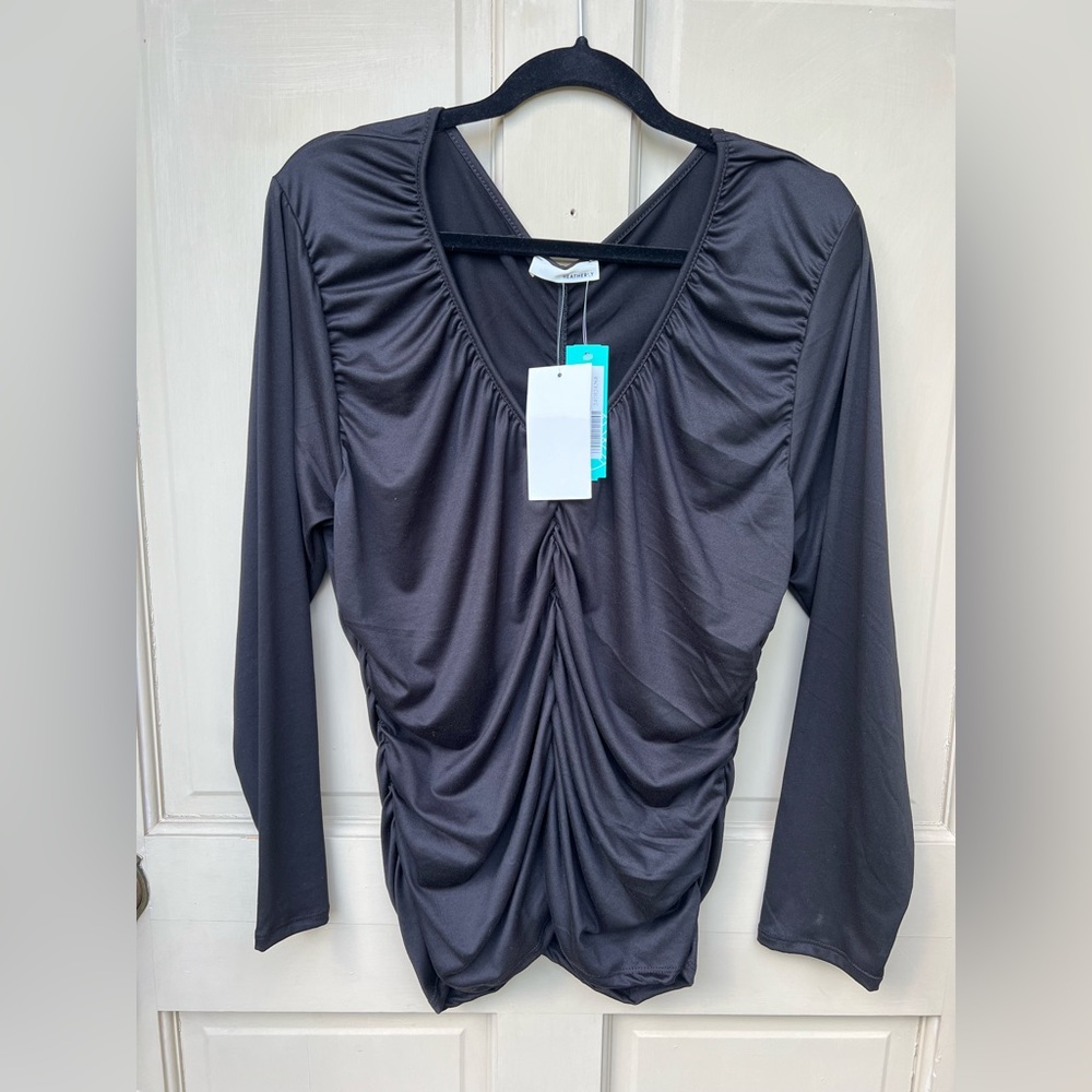 NWT heatherly gathered long sleeve top